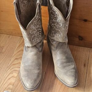 Twisted X Women's Distressed Tan Heeled Boots